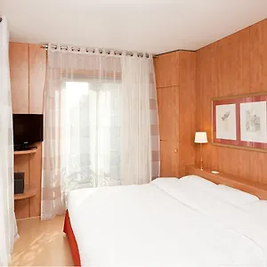 Hotel Western Ronceray Opéra, Paris